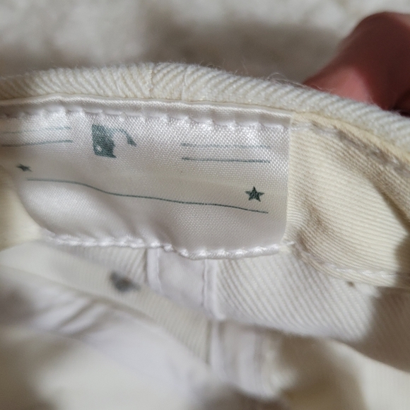 Men's American Needle New York Yankees 90's White w/Gray Velcro Back Adjustable - Picture 5 of 11